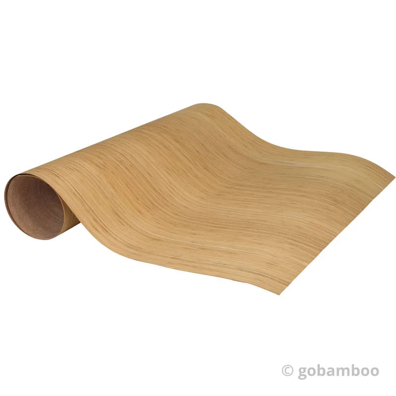 Vertikales Bambusfurnier karamell